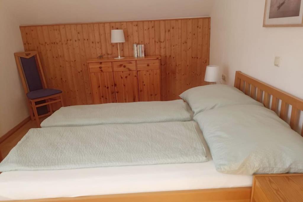 Ferienwohnung Guetl Am Weg Altmuenster Bagian luar foto
